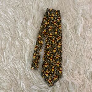 Vintage Disney store Winnie the Pooh Themed Tie